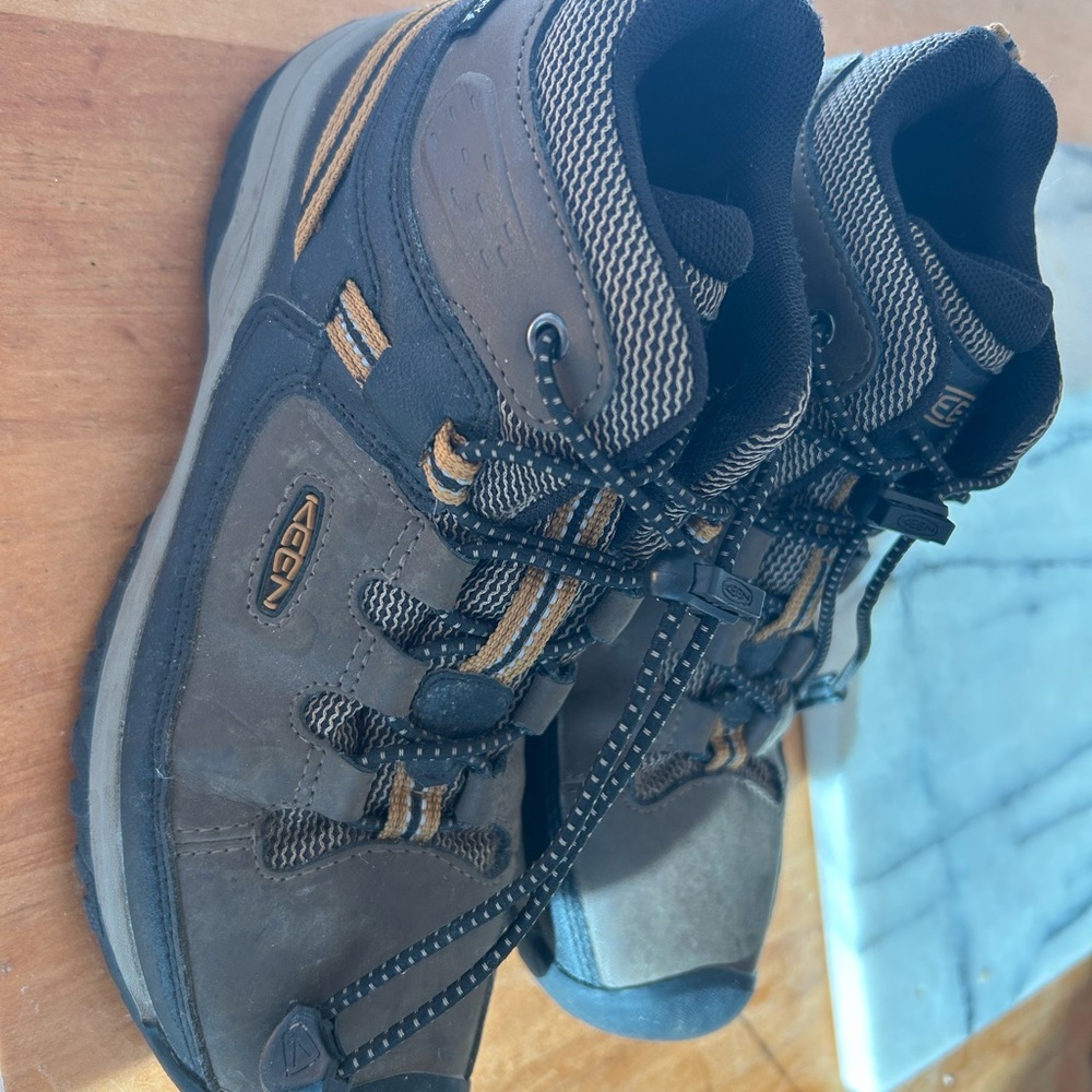 Keen kids waterproof Brown and  Outdoor  hiking Boots